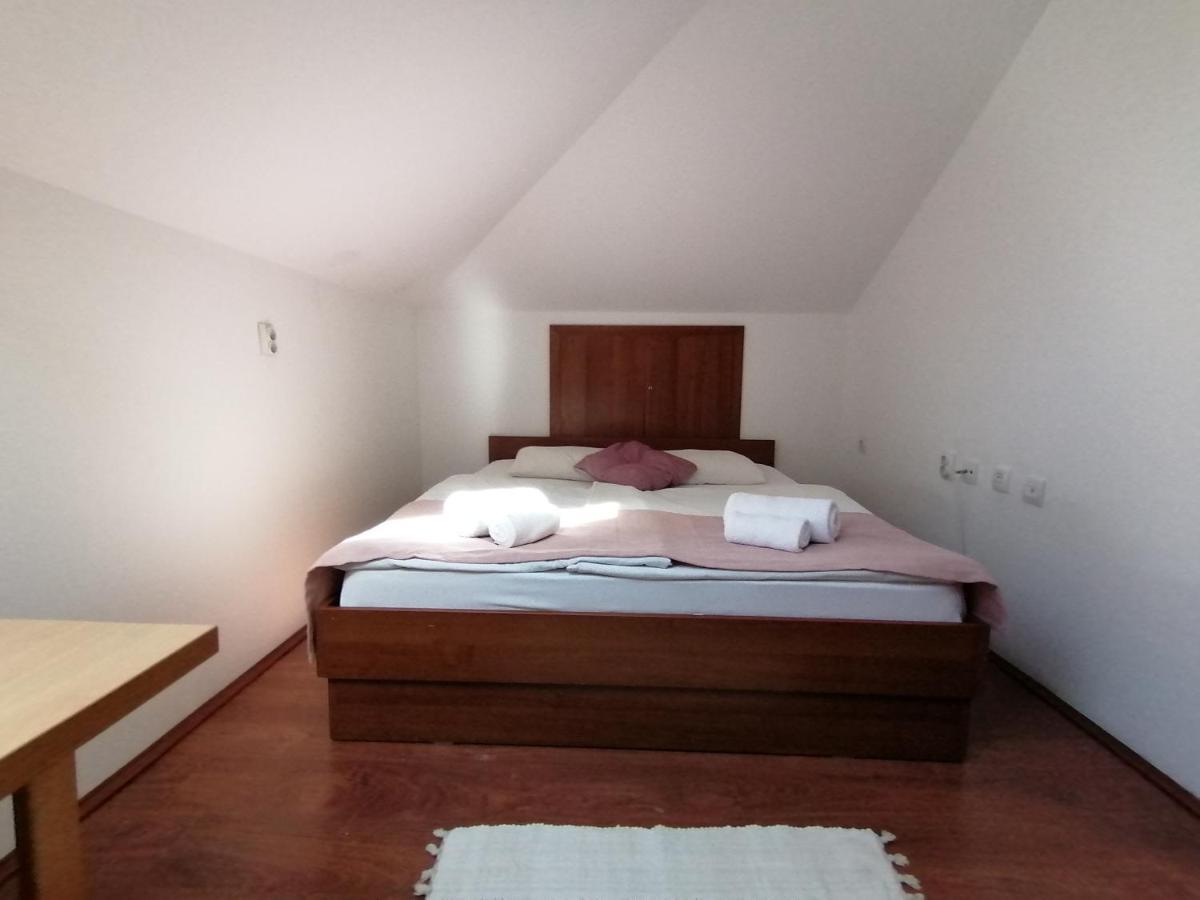 Mon Accommodation Free Parking Nis Ngoại thất bức ảnh