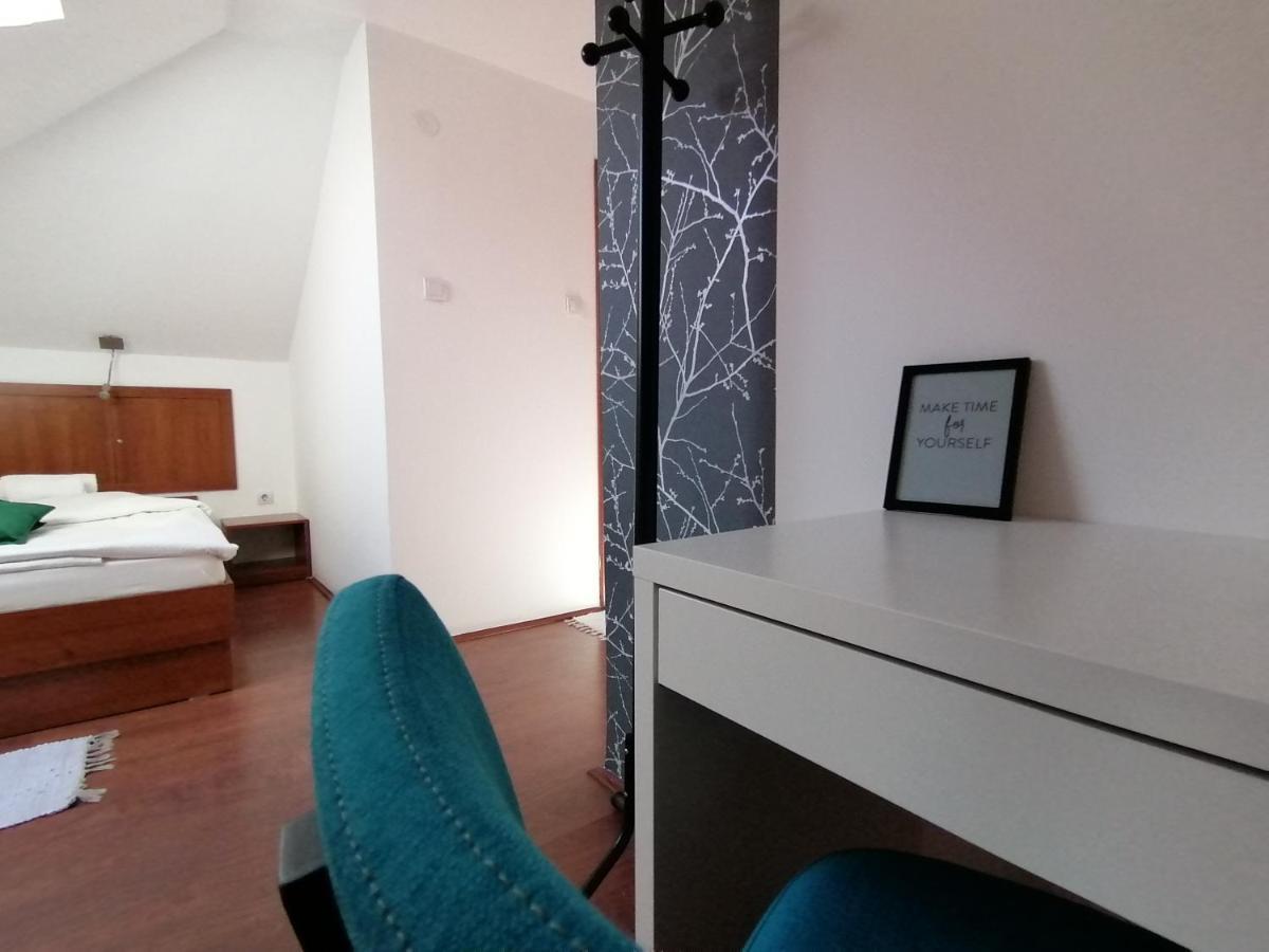 Mon Accommodation Free Parking Nis Ngoại thất bức ảnh