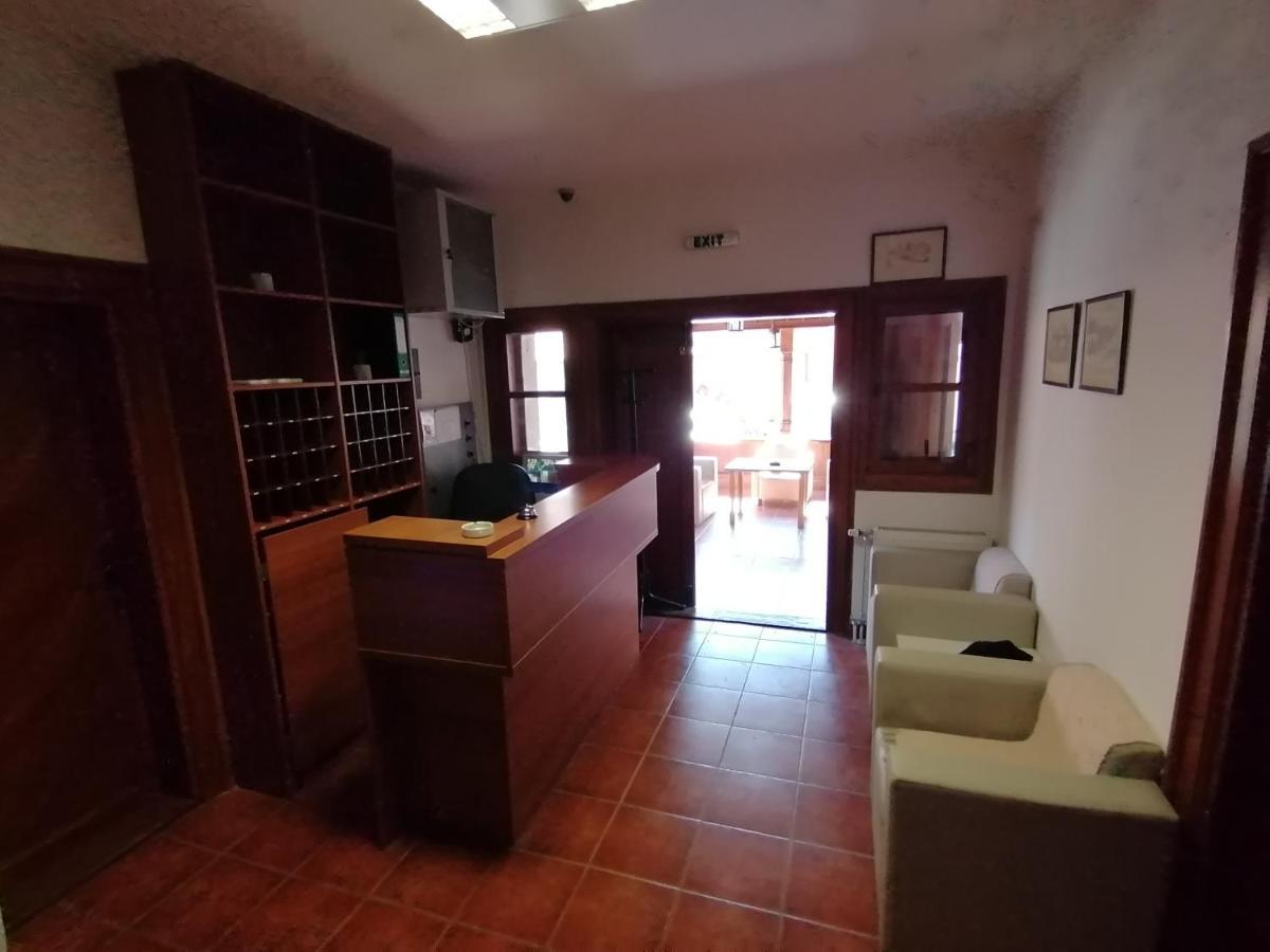 Mon Accommodation Free Parking Nis Ngoại thất bức ảnh